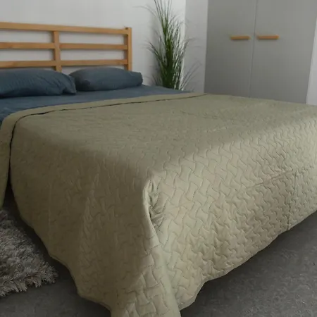 Vincent Light Loft - Near Clinic, Arena And Stadium Appartement